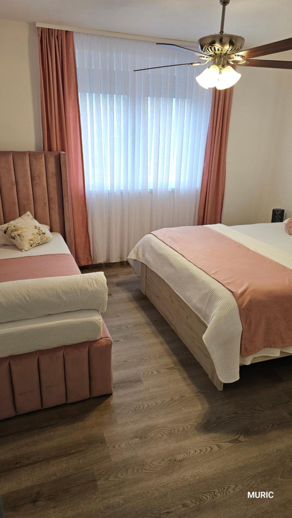 Apartmani Muric Любляна Экстерьер фото